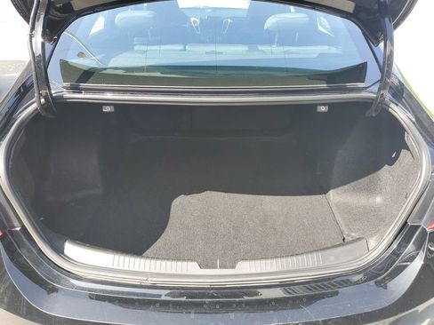 Used 2023 Chevrolet Malibu LT image 9