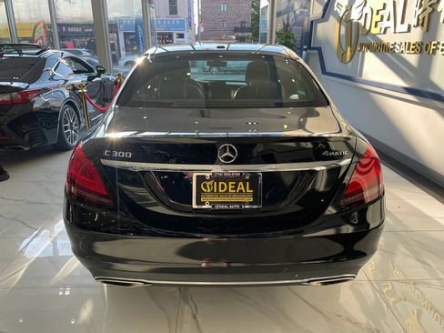 Used 2019 Mercedes-Benz C 300 4MATIC Sedan image 6