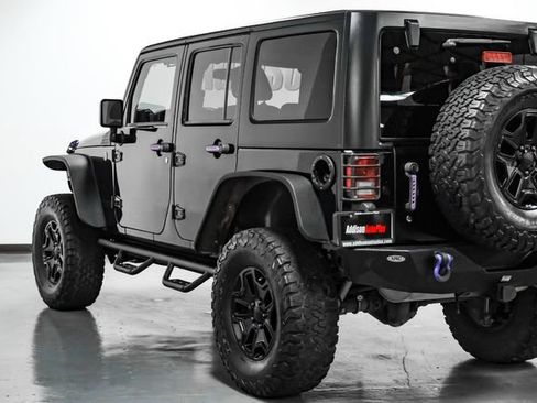 Used 2016 Jeep Wrangler Unlimited Sport image 12