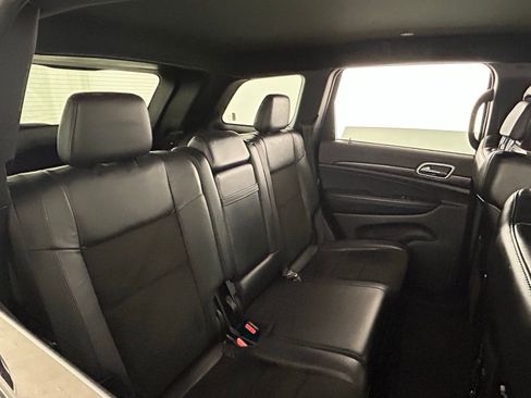 Used 2019 Jeep Grand Cherokee Altitude image 38