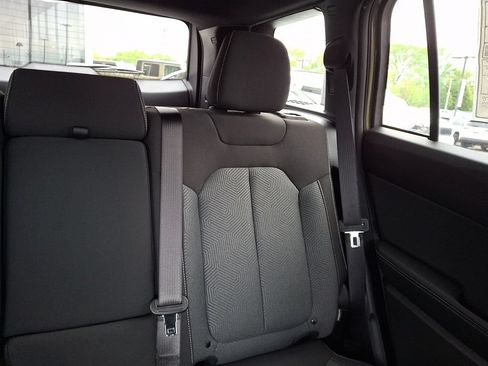 New 2026 Jeep Cherokee Laredo AWD/4WD image 15