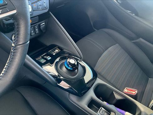 Used 2024 Nissan Leaf SV Plus image 15