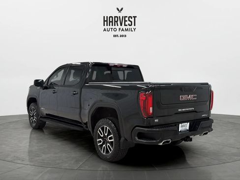 Used 2022 GMC Sierra 1500 AT4 w/ AT4 Premium Package AWD/4WD image 4