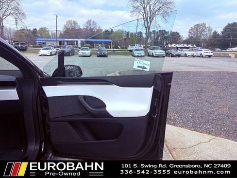 Used 2022 Tesla Model X Plaid AWD/4WD image 21