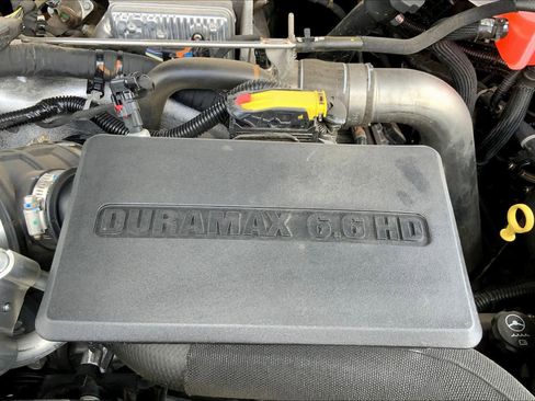 Used 2020 Chevrolet Silverado 2500 LT w/ Texas Edition image 30