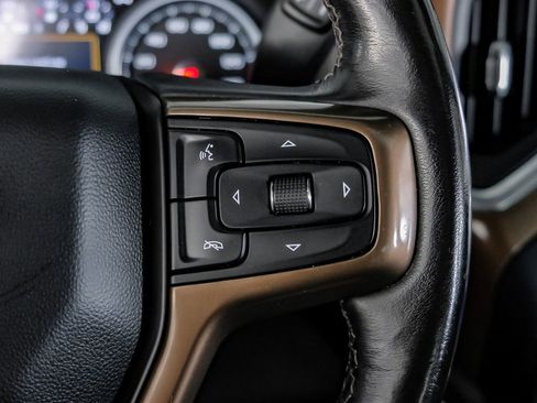 Used 2021 Chevrolet Silverado 3500 High Country image 18