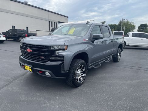 Used 2021 Chevrolet Silverado 1500 LT Trail Boss w/ Convenience Package II AWD/4WD image 4