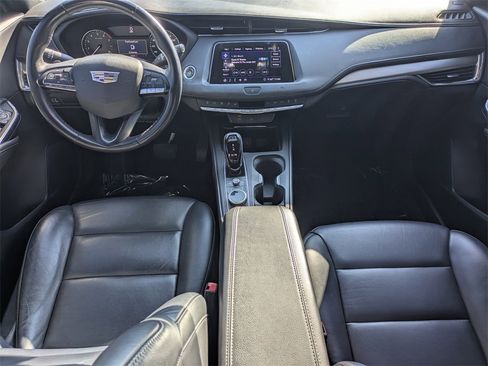 Used 2020 Cadillac XT4 Premium Luxury image 21