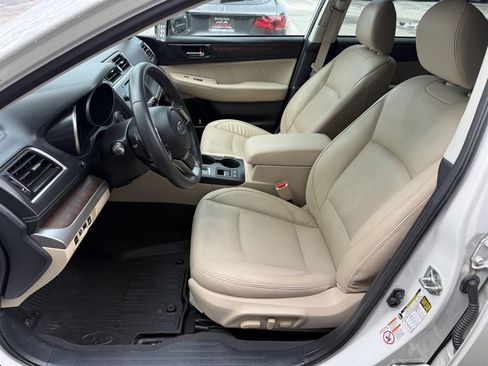 Used 2019 Subaru Outback 2.5i Limited w/ Popular Package #2 AWD/4WD image 13