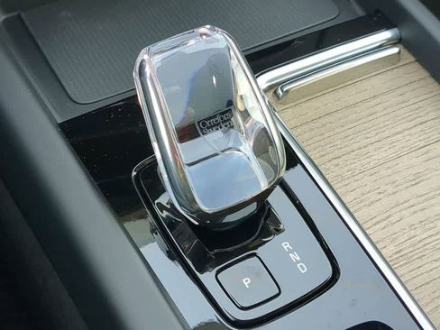 New 2026 Volvo XC60 T8 Plus w/ Protection Package Premier image 30