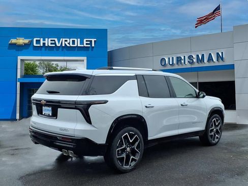 New 2026 Chevrolet Traverse High Country image 3