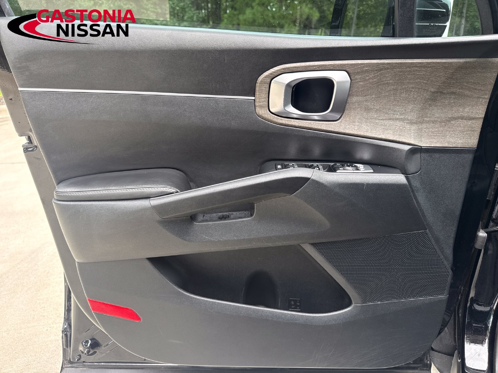 Used 2023 Kia Sorento EX w/ Panoramic Sunroof Package FWD image 14