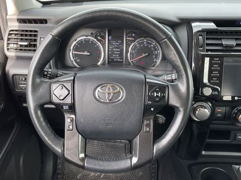 Used 2024 Toyota 4Runner TRD Off-Road Premium AWD/4WD image 11