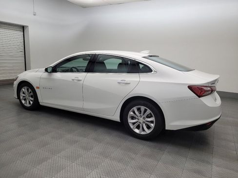 Used 2021 Chevrolet Malibu LT FWD image 3