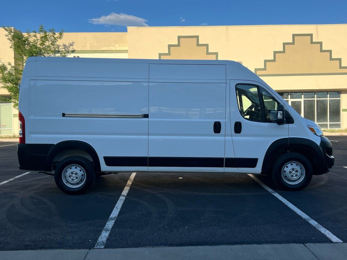 Used 2023 RAM ProMaster 3500 FWD image 2
