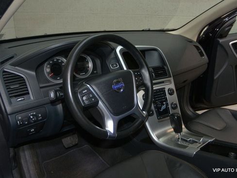 Used 2011 Volvo XC60 3.2 image 11