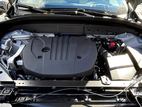 New 2026 Volvo XC60 B5 Ultra w/ Protection Package Premier image 11