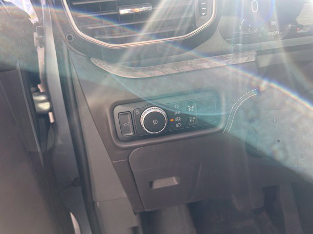 Used 2020 Ford Explorer Platinum AWD/4WD image 13