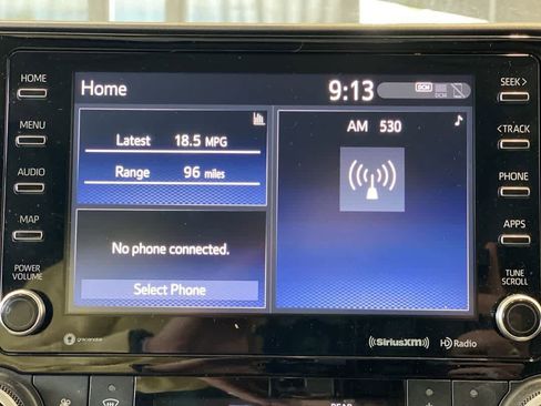 Used 2021 Toyota Highlander XLE AWD/4WD image 19