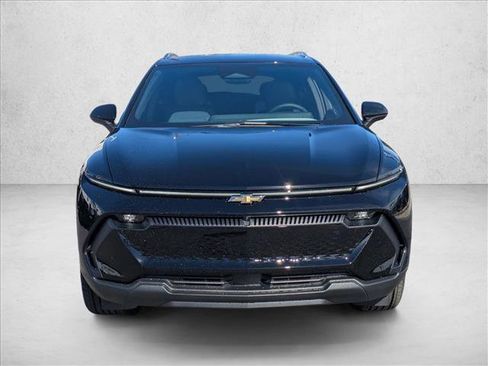 New 2026 Chevrolet Equinox EV LT image 6