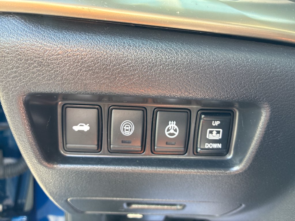 Used 2019 Nissan Maxima Platinum w/ Reserve Package FWD image 34