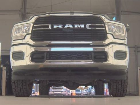 Used 2020 RAM 2500 Big Horn image 3