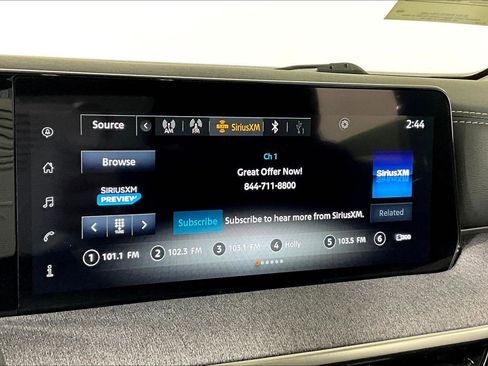 Used 2025 Nissan Kicks SV w/ SV Premium Package image 37