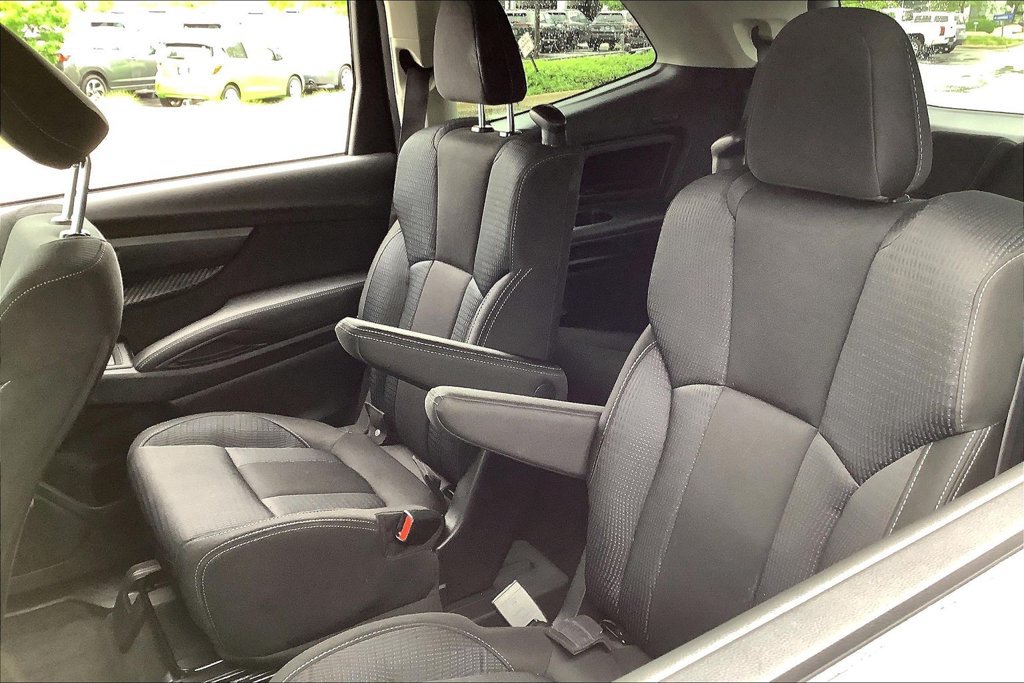 Certified 2025 Subaru Ascent Premium AWD/4WD image 32