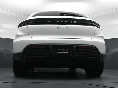 New 2026 Porsche Macan 4 Electric AWD/4WD image 25