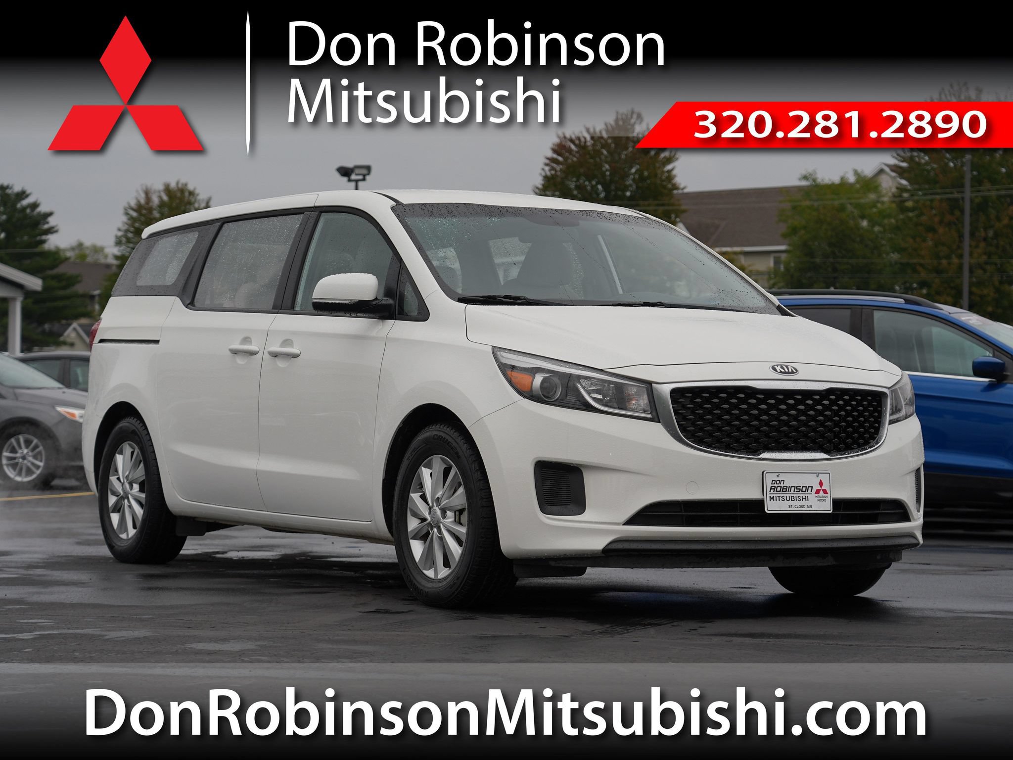 Used 2018 Kia Sedona L FWD image 1
