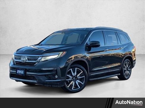 Used 2019 Honda Pilot Touring image 1