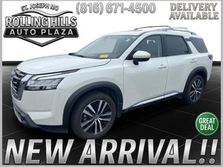 Used 2024 Nissan Pathfinder Platinum AWD/4WD 360° Tour
