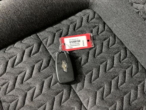 Used 2022 Chevrolet Equinox LT image 30