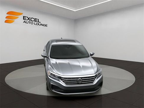 Used 2021 Volkswagen Passat 2.0T R-Line image 48