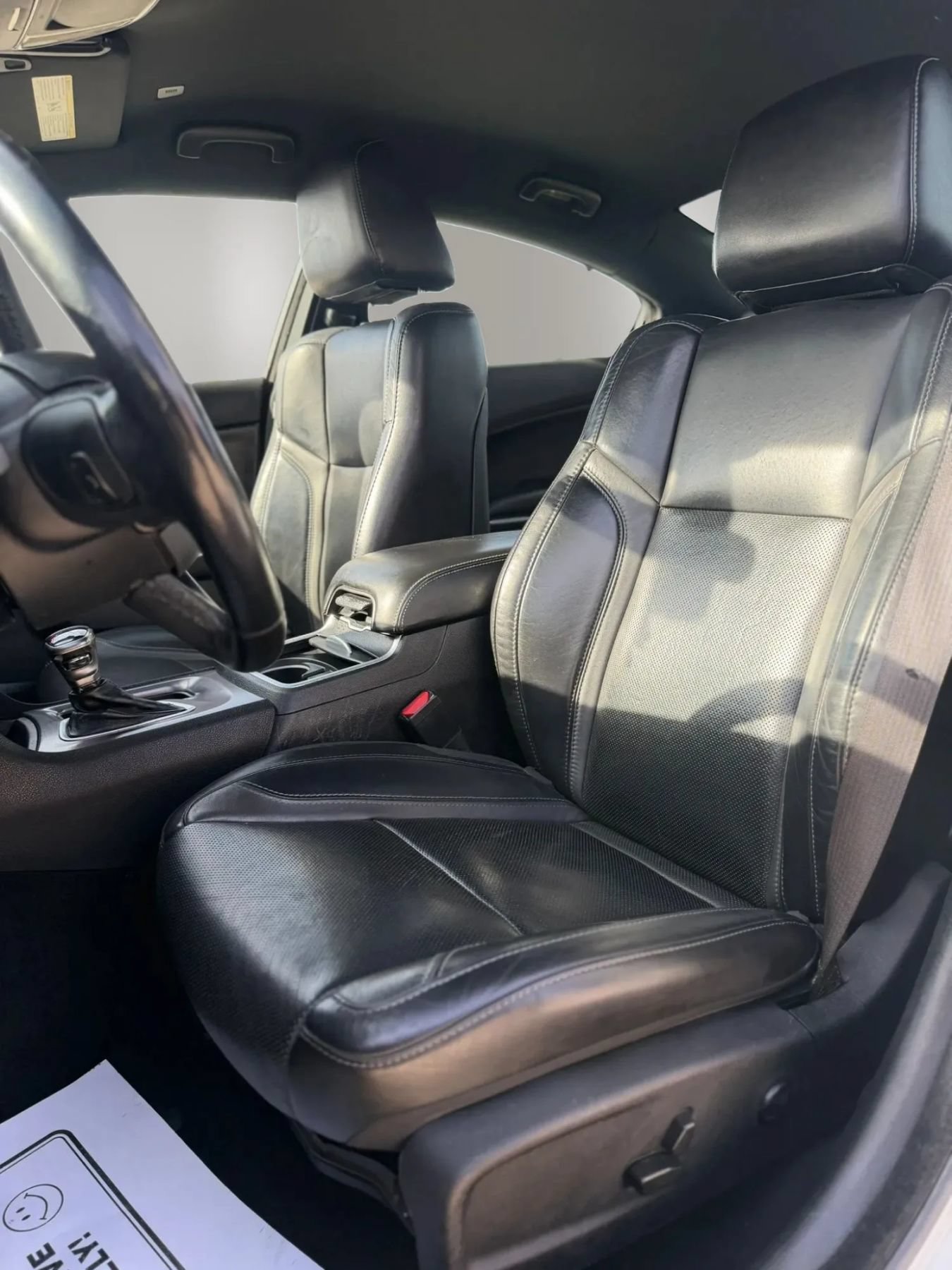 Used 2021 Dodge Charger SXT w/ Leather Interior Group RWD image 11