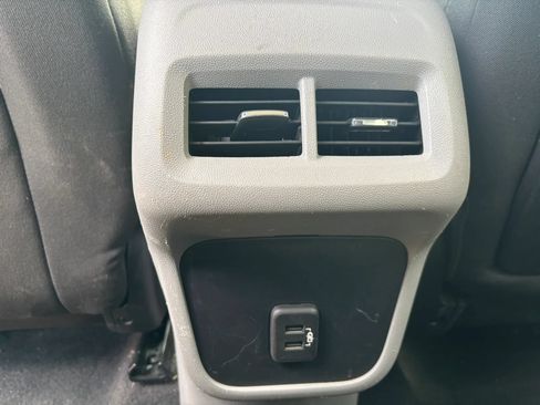 Used 2020 GMC Terrain SLE FWD image 13