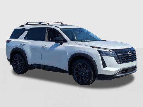 New 2026 Nissan Pathfinder SL image 8