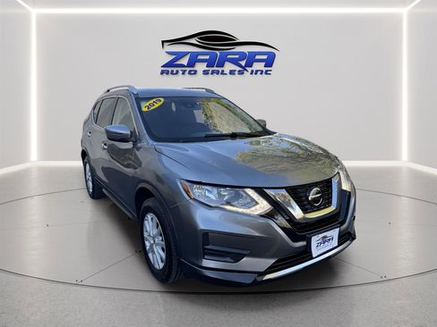 Used 2019 Nissan Rogue SV image 8