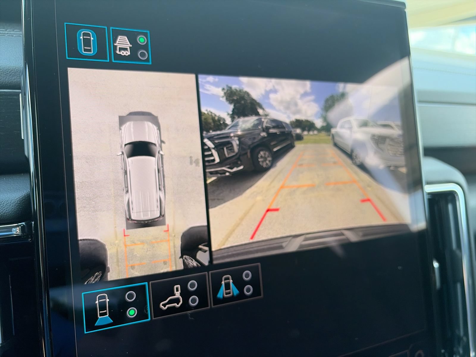 New 2026 GMC Yukon Denali RWD image 53