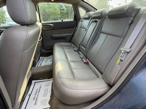 Used 2004 Chevrolet Impala LS w/ Preferred Equipment Group FWD image 12