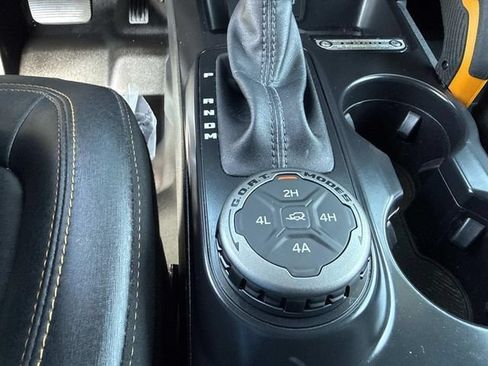 Used 2024 Ford Bronco Badlands AWD/4WD image 44