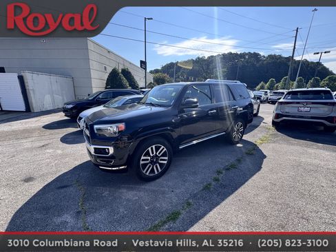 Used 2021 Toyota 4Runner Limited RWD image 11