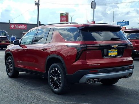 New 2026 Chevrolet Traverse LT image 9
