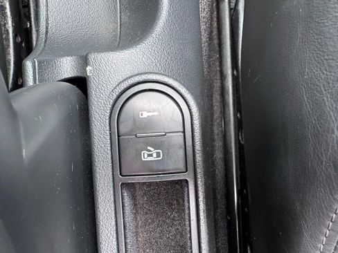 Used 2005 Audi TT 1.8T image 27