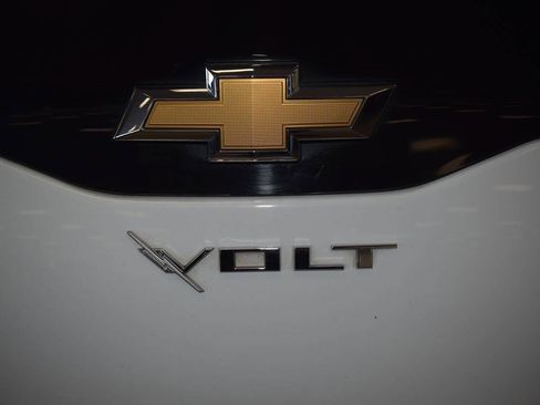 Used 2018 Chevrolet Volt LT FWD image 9