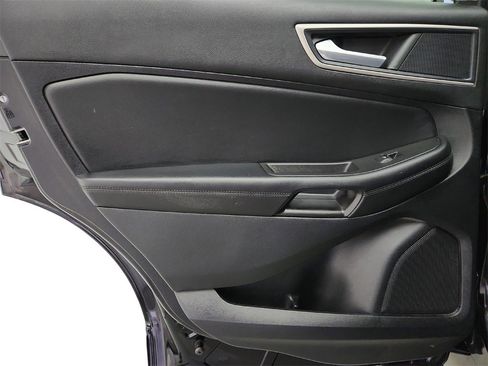 Used 2022 Ford Edge SEL w/ Convenience Package image 23