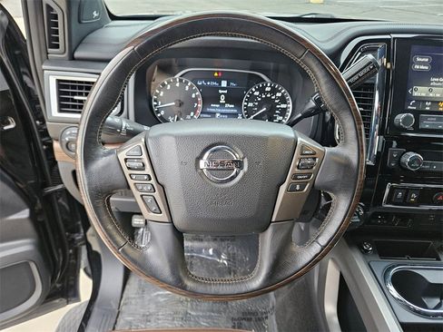 Used 2020 Nissan Titan Platinum Reserve w/ Moonroof Package image 16