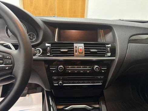 Used 2015 BMW X3 xDrive28i image 11