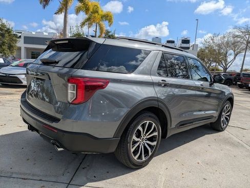 Certified 2023 Ford Explorer ST-Line w/ Class IV Trailer Tow Package image 4