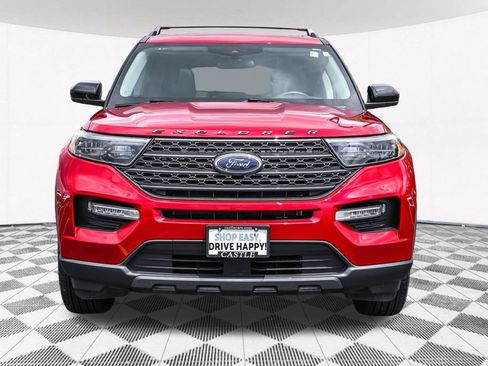 Used 2024 Ford Explorer XLT w/ Equipment Group 202A AWD/4WD image 11